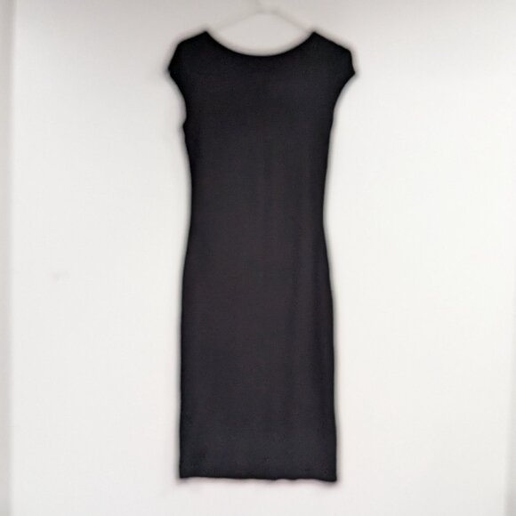 Velvet Torch Scoop Neck Short Sleeve Dress LBD Black Size Medium - Picture 4 of 4